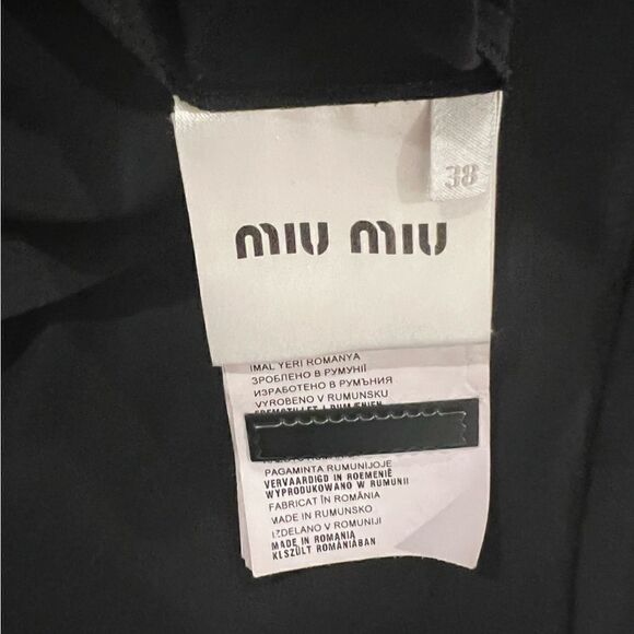 miu miu blouse pleated front collar, button down back, Sz 38, New - Picture 3 of 3